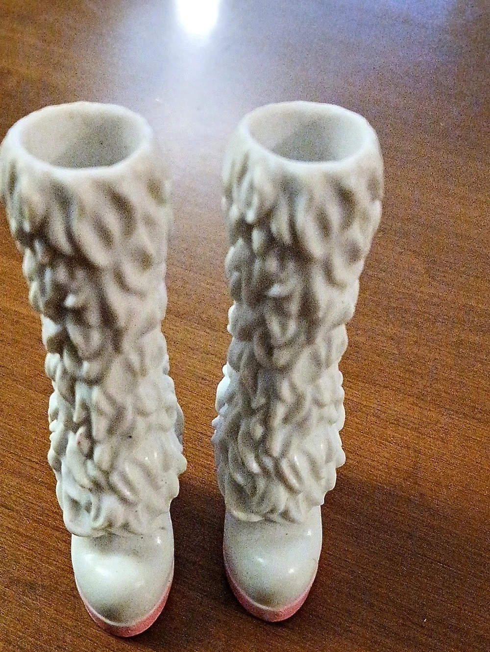 MGA Bratz Doll Accessories Shoes Boots Replacement White & Pink